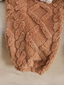 SHEIN Tween Girl Khaki Cute Cartoon Bear Embroidered Crew Neck Long Sleeve Top And Soft Comfortable Brushed Fleece Pajama Pants Set, 2pcs, Autumn/Winter