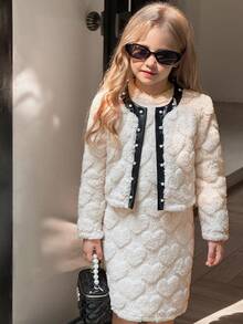 SHEIN Elladie kids 两件套女童可爱白色爱心图案毛绒无袖外套搭配时尚舒适的毛绒连衣裙，秋冬套装 - 白色 - 查看 3