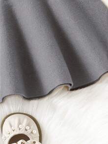 SHEIN Váy len ngắn tay dáng ôm nhún bèo màu trơn cho bé gái - Màu Xám nhạt - Xem 4