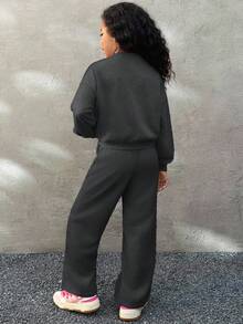 Coolane Kids 2pcs Setelan Jaket Baseball Abu-abu Gaya Koboi Musim Gugur/Dingin untuk Sekolah, Cocok untuk Anak Perempuan Usia 2-12 Tahun, Dilengkapi Resleting, Kerah, dan Celana, Setelan Olahraga yang Nyaman - Dark Grey - View 2