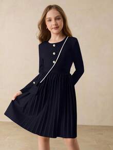 女童休闲简约日常圆领插肩长袖中长纯色百褶裙珍珠纽扣卡其色秋冬美拉德印花连衣裙，配斜挎包，圣诞派对连衣裙 - 藏蓝色 - 查看 7