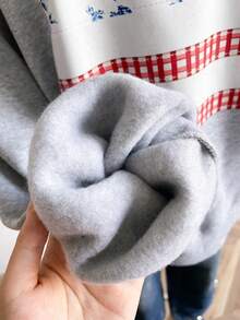 Sweetra Young Teen Girl Casual Fashion Street Style Asymmetrical Shoulder Number 33 Graphic Long Sleeve Sweatshirt, Autumn/Winter