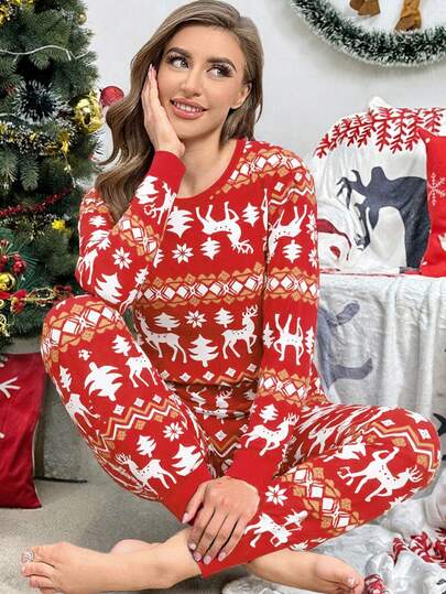 1 Set Merry Christmas Women's Pajamas Set, Long Sleeve Top With Reindeer, Snowflake, Red & White Geometric Pattern Pants, Soft Stretchy Knit Fabric, Machine Washable, Comfortable Fit, Family Matching Outfits, Mommy And Me Matching Outfits (3 Sets Sold Separately) Fall Winter Clothes