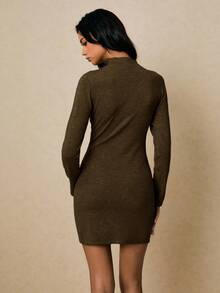 Poéselle 女式纯色长袖单排扣修身毛衣裙，女式纽扣连衣裙，女式长袖连衣裙，连衣裙开衫，秋冬纽扣连衣裙 - 咖啡棕 - 查看 2