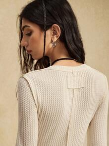 Easelle 女式标语和心形印花圆领长袖休闲T恤