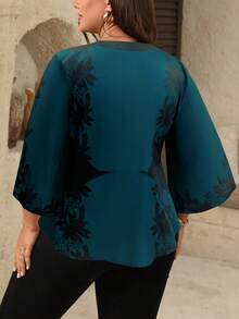 SHEIN Tall Áo kiểu nữ cổ chữ V cài nút trang trí ôm eo họa tiết tay 3/4 không đối xứng thanh lịch - Màu xanh ngọc - Xem 2