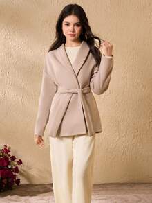 优雅翻领落肩长袖宽松驼色大衣，配同色腰带，内搭修身圆领长袖上衣和松紧腰直筒裤，三件套少女冬季时尚套装 - 卡其色 - 查看 6