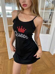 SHEIN 女士黑色时尚字母皇冠印花牛奶丝面料舒适细肩带迷你睡袍 - 黑色 - 查看 1