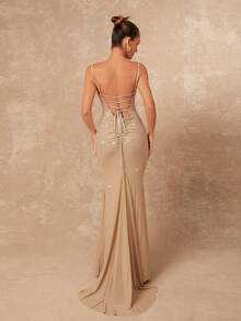 SHEIN X Scot Louie Lumalex Đầm dạ hội mùa thu đông đính đá lấp lánh ombre sang trọng kiểu nàng tiên cá với dây đeo mảnh, ôm sát và vạt đuôi cá dành cho nữ, là món đồ không thể thiếu cho các bữa tiệc. Đầm hở lưng kiểu nữ thần vàng óng ánh, thanh lịch, sang trọng, phong cách mới, thích hợp cho dạ hội, tiệc tùng, tiệc chiêu đãi, tiệc kín đáo, tiệc tùng sang trọng, lễ hội, đi chơi, nghỉ mát, tiệc ngoài trời, tiệc cưới nhiều lớp, tiệc ID Al-Adha, tiệc Al-Adha, đầm dạ hội năm mới màu sâm panh, đầm dạ hội trang trọng màu sâm panh, đầm dạ hội lộng lẫy, đầm dạ tiệc đính ngọc trai, đầm dự tiệc cho nữ, đầm ID Al-Adha, đầm dự tiệc. - Màu Khaki - Xem 7