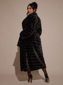 SHEIN BAE Plus Size Women Solid Color Lapel NeckLong Sleeve Long Faux Fur Coat/Winter