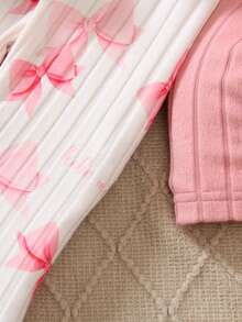 SHEIN Playful Pals 3 件套幼儿休闲长袖可爱甜美条纹针织面料舒适柔软 T 恤上衣搭配修身裤，印花图案设计，买 1 套送 2 套，百搭 T 恤套装适合旅行、居家或户外穿着，四季皆宜 - 彩色 - 查看 3