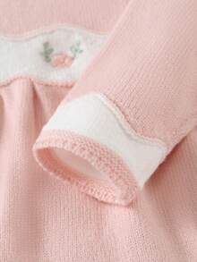 SHEIN Baby Mädchen gerüschter Kragen Langarm gestricktes Sweaterkleid, elegantes besticktes Design, bequem für Herbst/Winter, vielseitig für Alltag, Zuhause, Ausflüge, Reisen, Schule, Kinderbetreuung, Rosa - Pink - Übersicht 5