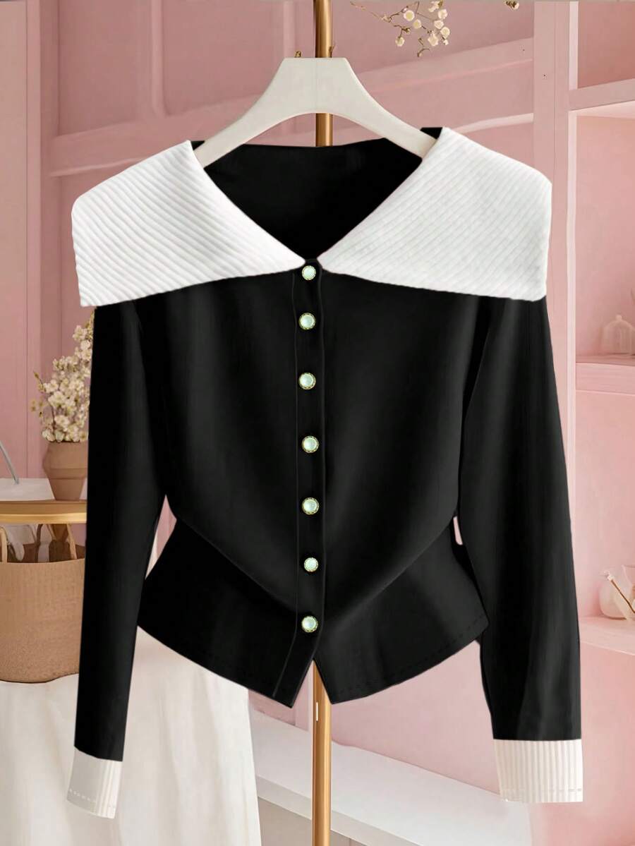 Franclia Kaos Wanita Lengan Panjang Kancing Tunggal dengan Kerah Warna Kontras - Hitam dan Putih - View 1