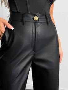 SHEIN Phong cách táo bạo – Quần da bóng bẩy đính đinh tán bên hông / Phong cách nổi loạn thành thị – Quần da đính đinh tán bên hông - màu đen - Xem 5