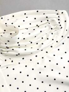 Sweetra Top ras-du-cou à poitrine plissée avec nœud papillon et pois romantique pour femmes