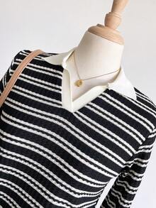 Sweetra Young Girls Striped V-Neck Long Sleeve Base Layer T-Shirt, Autumn/Winter - Black - View 4