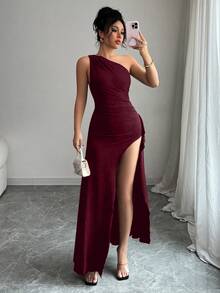 Selianne Summer New Sexy Black Asymmetric-Shoulder Ruched Backless Hollow-Out High Slit Elegant Maxi Dress, Suitable For Vacation, Date, Party - Burgundy - View 6