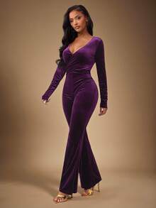 Radiana Sexy & Elegant Purple Velvet Fitted Long Sleeve Jumpsuit, Flared Leg, Suitable For Daily Wear, Gatherings, Parties, Dates, Nightclubs, Autumn/Winter - Purple - View 3