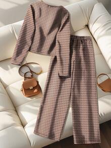 GlowEve A Two Pieces Set Of Elegant And Fashionable Autumn Vacation Style Woven By A Lady - Coffee Brown - View 2