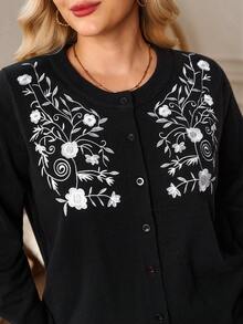Rosumi Plus Size Women Black And White Floral Embroidery Cardigan, Autumn Elegant Casual Cozy Fall Winter , Party New Year Look - Black - View 3