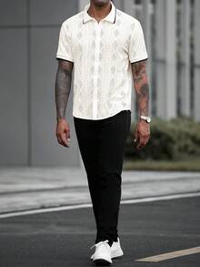 Manfinity Homme Camisa casual de manga corta con botones y dobladillo curvo con ribete de contraste para hombres, camisa de encaje y malla para hombres, camisa de ganchillo para hombres, camisa blanca de encaje para hombres, camisa de punto para hombres - Beis - Ver 3