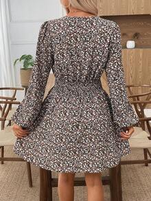 EMERY ROSE 女式随机印花深V领长袖短款连衣裙 - 黑色 - 查看 2