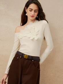 Cévolie 法式优雅花卉贴花露肩吊带背心 - 米色 - 查看 5