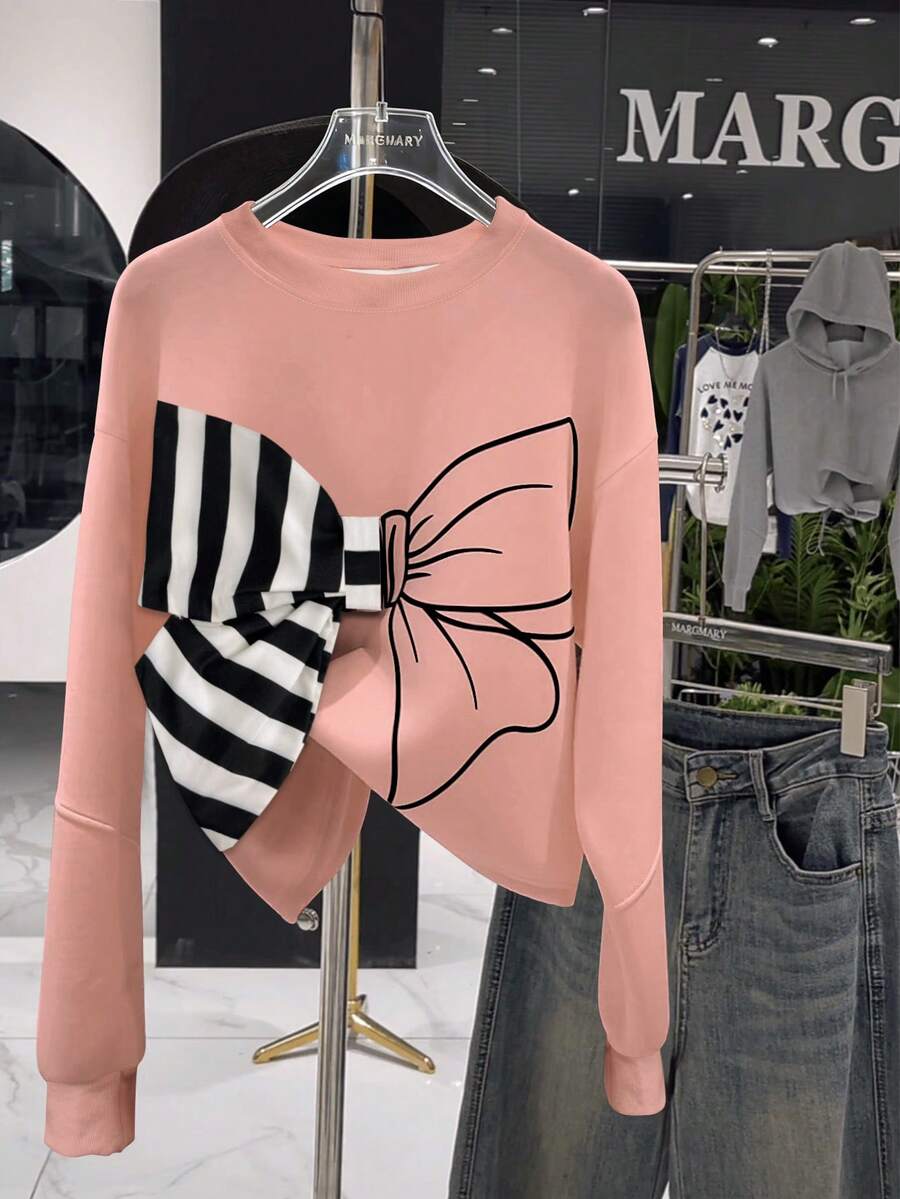 GlowEve Women's Casual Loose Fit Crew Neck Butterfly Decor Long Sleeve Sweatshirt, Autumn/Winter