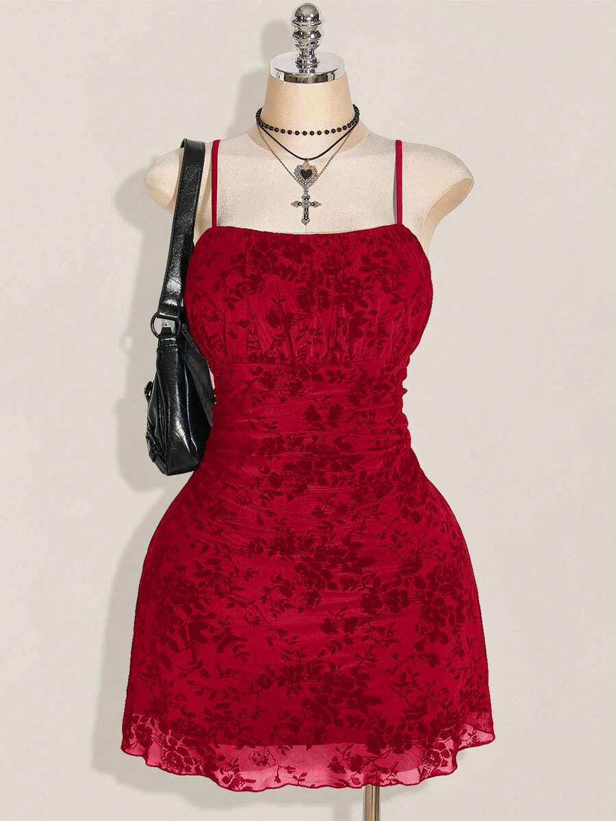 SHEIN ICON 大码女式复古花卉褶皱连衣裙，复古 Y2K 褶皱吊带背心连衣裙，适合秋季、度假、毕业典礼、返校 - 酒紅色 - 查看 1