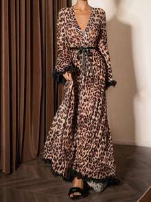 Slumberist 3D 花卉装饰豹纹印花网眼喇叭袖荷叶边下摆系带腰部长袍，度假风格 - 彩色 - 查看 6