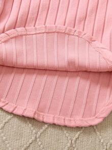 SHEIN Playful Pals 3 件套幼儿休闲长袖可爱甜美条纹针织面料舒适柔软 T 恤上衣搭配修身裤，印花图案设计，买 1 套送 2 套，百搭 T 恤套装适合旅行、居家或户外穿着，四季皆宜 - 彩色 - 查看 6