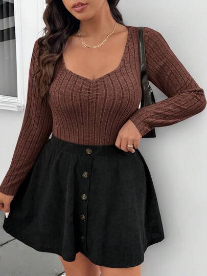 SHEIN Frenchy Plus Size Women's Fashion Sweetheart Collar Ribbed Top & Skirt 2 Pieces Set