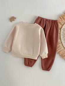 Loomiva 2件套男童字母图案针织柔软圆领长袖卫衣和松紧腰裤套装 - 彩色 - 查看 2