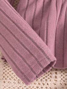 SHEIN 2 件套女童优雅串珠针织罗纹毛绒圆领泡泡袖上衣和简约针织裤休闲装，秋冬 - 粉色 - 查看 3