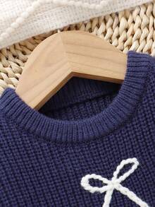 SHEIN Vintaside Kids 1 件女婴圆领长袖毛衣，精致樱桃刺绣，柔软舒适，甜美上衣 - 寶藍色 - 查看 4