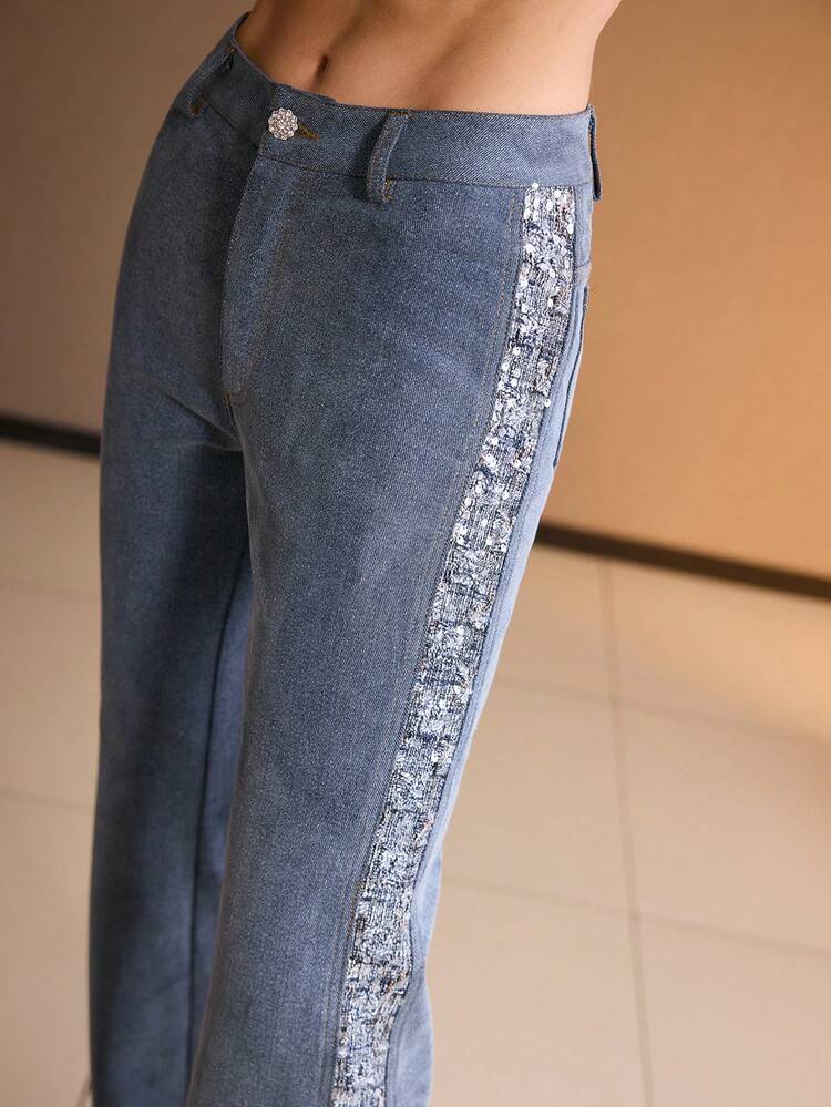 CALÇA Denim LONGA FLARE RETALHOS DE LANTEJOULAS FEMININA, OUTONO/INVERNO