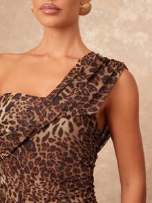 Lumalex VITNOS Thu Đông Phong cách kín đáo, sang trọng, lấp lánh, thích hợp cho tiệc tùng, lễ hội, đi biển, kỳ nghỉ, phong cách Bohemian, BOHO, ngoài trời, tiệc cưới nhiều lớp, tiệc chiêu đãi, lễ trưởng thành, bãi biển, mùa đông mới, kỳ nghỉ biển, lễ Phục sinh, phong cách Bohemian, tiệc cưới ngoài trời, lễ cưới người lớn, tiệc tựu trường, thanh lịch, họa tiết da báo, lưới, lệch vai, xếp ly, trang trí, đầm maxi ôm sát cho nữ, đầm lệch vai, đầm một tay, đầm màu đỏ tía, đầm màu rượu vang, đầm xếp nếp, đầm dạ hội. - Nhiều màu - Xem 6