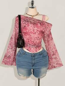 SHEIN ICON Camiseta de malla transparente con hombros oblicuos, talla grande. Blusa de manga larga de malla transparente con estampado de paisley - Rosa - Ver 1
