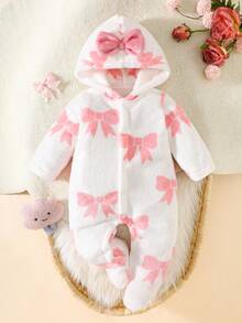 SHEIN 新生儿连帽连体衣，可爱粉色蝴蝶结印花法兰绒柔软亲肤婴儿连体衣