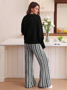 Louniche 时尚复古单肩女士秋冬睡衣套装，针织猫咪上衣和条纹针织裤 - 黑與白 - 查看 2