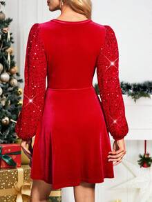 SHEIN Clasi 女式 V 领长袖红色亮片拼布腰部修身弹力串珠闪亮优雅日常穿着派对节日迷你连衣裙 - 紅色 - 查看 2