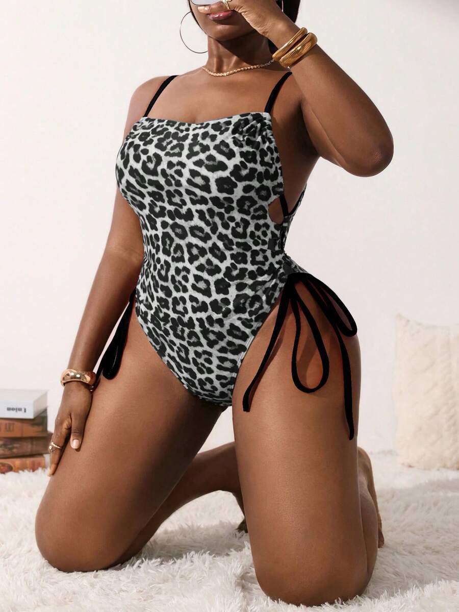 Slaydiva Plus Size Women Leopard Print One-Piece Swimsuit - Black and White - View 1