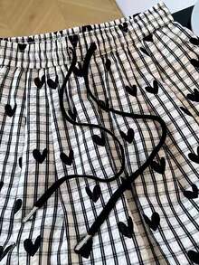 GlowEve CURVE Quần dài thường ngày họa tiết trái tim kẻ caro cỡ lớn - Đen và trắng - Xem 3