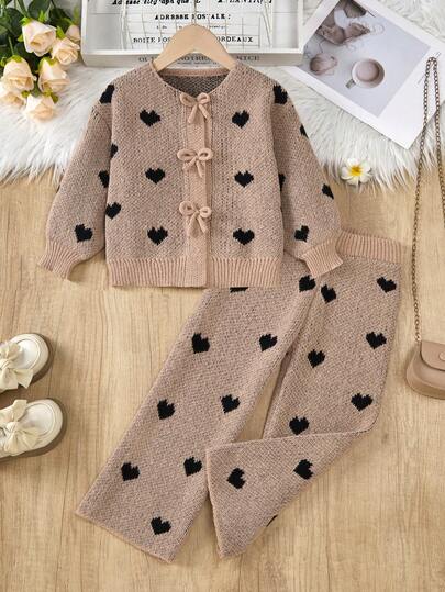 Genkimix Kids 2 st/set flickor söt kärlek jacquard fluga stickad kofta och raka byxor, trendig stickad kärlek jacquard design, lämplig för vardagsbruk, semestersammankomster, höst-vintersäsonger