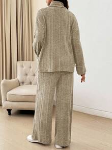 SHEIN 2件套孕妇休闲高领长袖上衣和裤子套装，秋季 - 杏色 - 查看 2