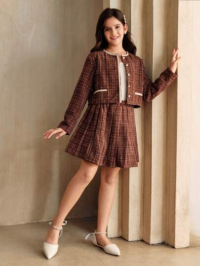SHEIN Trang phục 2 mảnh cho bé gái tuổi teen: Áo khoác và chân váy xếp ly, phù hợp cho các buổi đi chơi và tụ tập hàng ngày