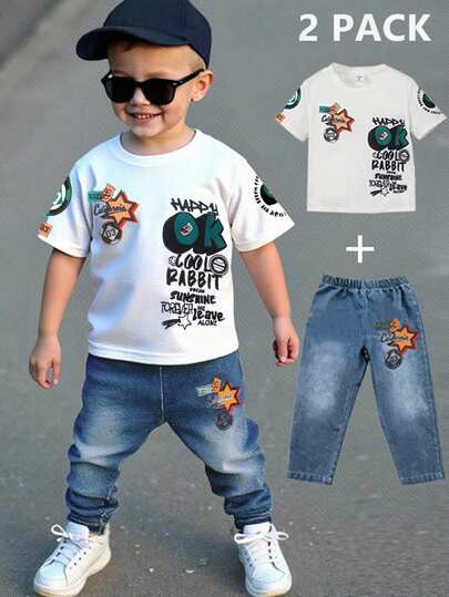 SHEIN Explorewe Set de 2 piezas que incluye una camiseta de cuello redondo con estampado de rayas emparejada con jeans de mezclilla lavada para niño. La camiseta presenta un diseño de cuello redondo con detalles de bolsillo inspirados en el denim para complementar la tela de mezclilla lavada de los jeans, creando un atuendo elegante y casual. El diseño sencillo y de moda resalta el Charm personal del niño, adecuado para el uso casual diario y la escuela, apto para diferentes temporadas.