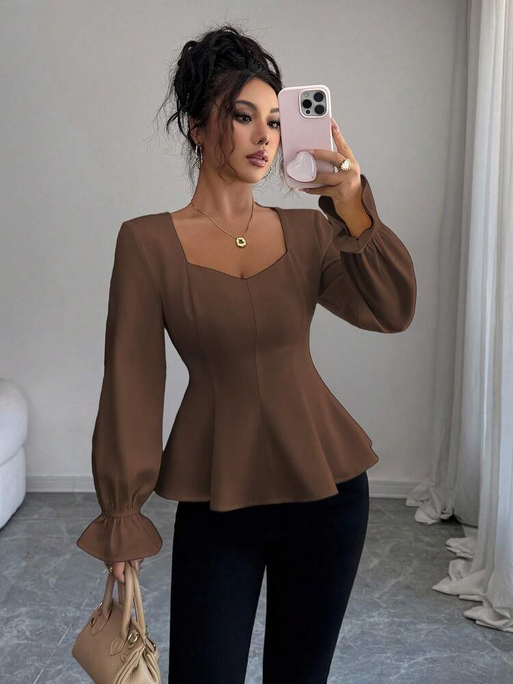 SHEIN Elenzya 优雅方领褶饰腰部多种面料拼接设计喇叭下摆长袖衬衫，配有松紧袖口，适合通勤、办公室、浪漫西西里派对、秋冬 - 摩卡棕 - 查看 6