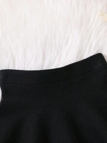 SHEIN Genkimix Kids Minimalistisk enfärgad tröjklänning för unga flickor - Svart - Visa 3