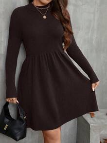 SHEIN LUNE Plus Size Solid Color Round Neck Fitted Casual Versatile Long Sleeve Sweater Dress - Coffee Brown - View 3
